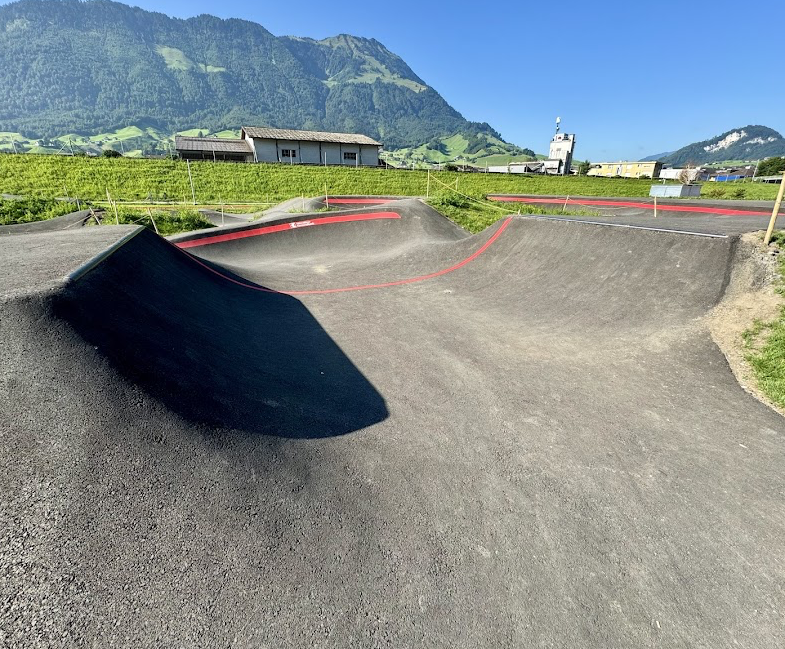 Stans pumptrack